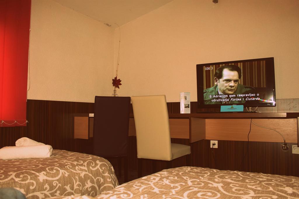 Hotel Piramida Sunca Visoko Zewnętrze zdjęcie