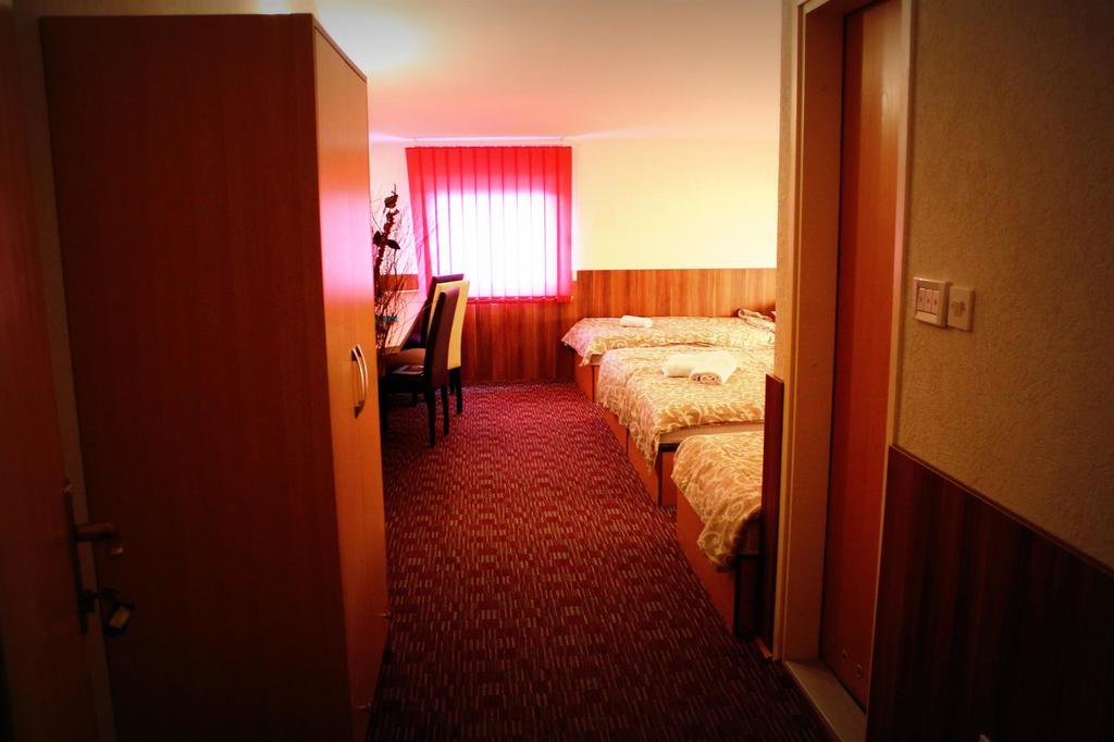 Hotel Piramida Sunca Visoko Zewnętrze zdjęcie